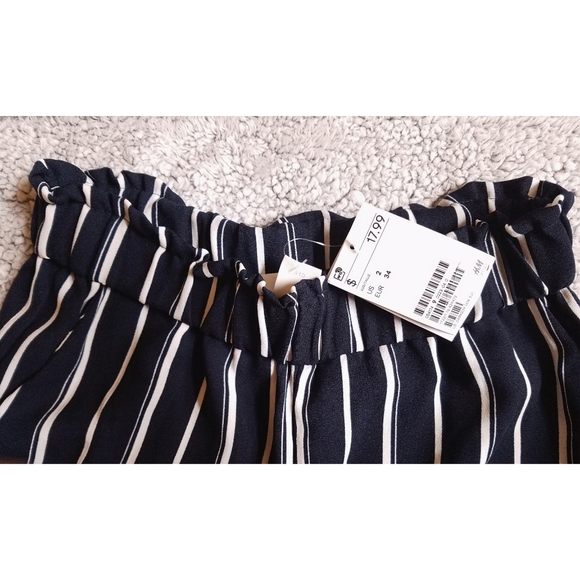 H&M high waist,navy blue & white striped pants NWT - Picture 4 of 7
